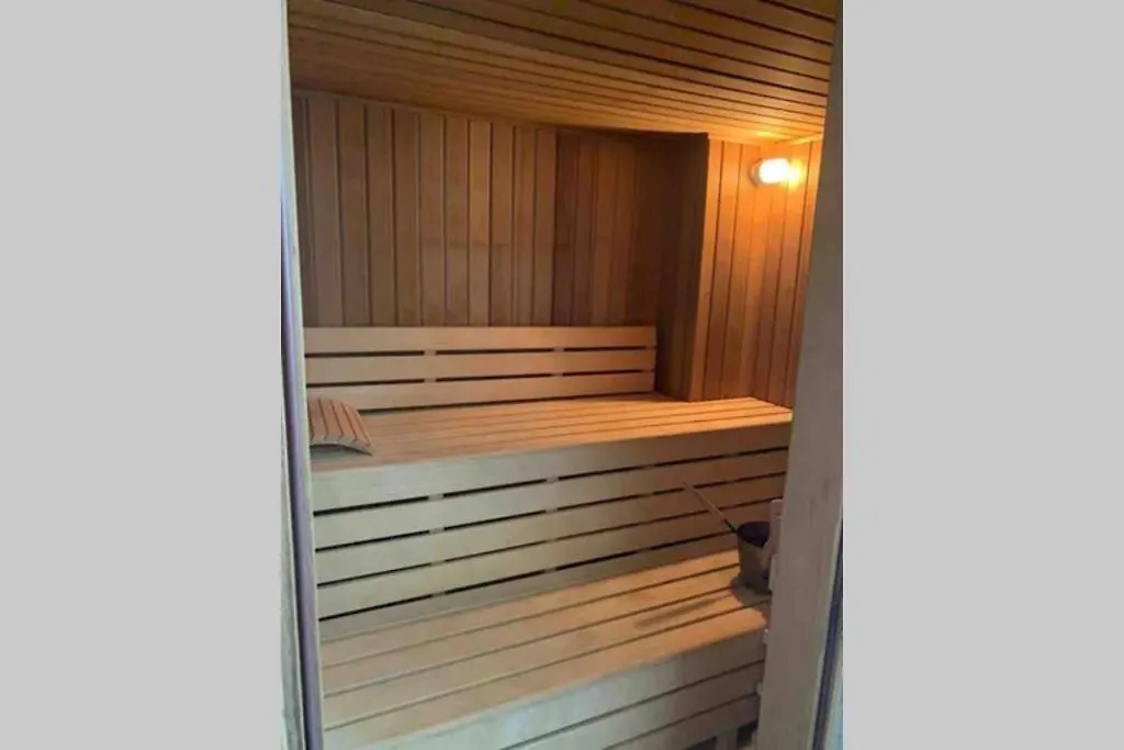 Stunning Apartment, Stunning Views, All Comfort Sarandë 0*,