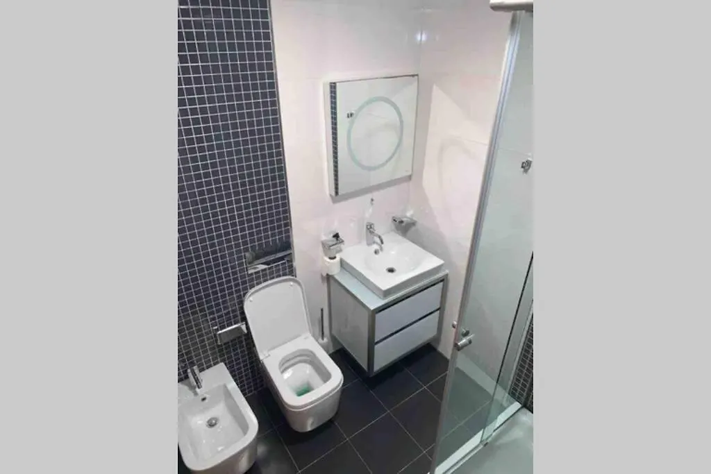 Stunning Apartment, Stunning Views, All Comfort Sarandë Apartamento